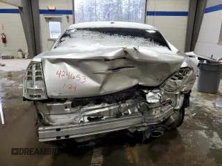 2012 Chrysler 300 with VIN 2C3CCAAG7CH117018, listed as a Copart auction lot 48672635 with 195,880 mi miles and Salvage Title. Bid and sale history available at carsss.com. Image 6.
