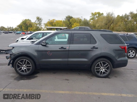 2017 Ford Explorer Sport z VIN 1FM5K8GT0HGB83753, wystawiony jako IAAI lot #40718586 z przebiegiem 101 980 mil mil oraz . Historia ofert i sprzedaży dostępna na DreamBid. Obrazek 14.