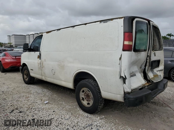 2004 Chevrolet Express Cargo with VIN 1GCGG25U841188896, listed as a Copart auction lot 59914195 with 331,537 mi miles and Salvage title. Bid and sale history available at DreamBid. Image 2.