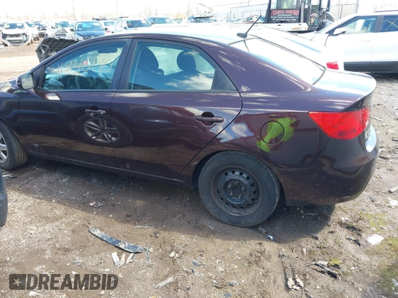 2011 Kia Forte EX with VIN KNAFU4A25B5330290, listed as a IAAI auction lot 41840190 with 111,569 mi miles. Bid and sale history available at carsss.com. Image 3.