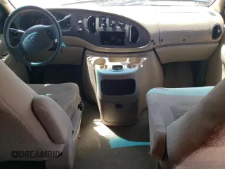 2005 Ford Econoline Passenger XL z VIN 1FBSS31L85HB18484, wystawiony jako Copart lot #54006495 z przebiegiem 109 177 mil mil oraz Szkoda całkowita • Salvage title. Historia ofert i sprzedaży dostępna na DreamBid. Obrazek 8.