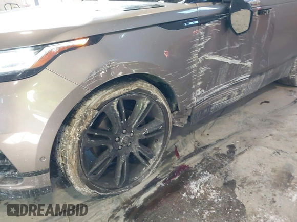 2020 Land Rover Range Rover Velar with VIN SALYM2EV0LA239787, listed as a IAAI auction lot 41378206 with 100,488 mi miles and . Bid and sale history available at DreamBid. Image 6.