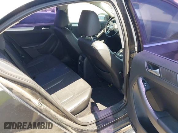 2013 Volkswagen Jetta SE z VIN 3VWDP7AJ4DM394597, wystawiony jako IAAI lot #42704268 z przebiegiem 158 242 mil mil oraz . Historia ofert i sprzedaży dostępna na DreamBid. Obrazek 8.