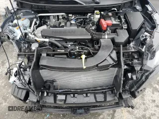 2025 Nissan Rogue S z VIN 5N1BT3AB0SC790995, wystawiony jako Copart lot #48211515 z przebiegiem 260 mil mil oraz Szkoda całkowita • Salvage title. Historia ofert i sprzedaży dostępna na DreamBid. Obrazek 14.