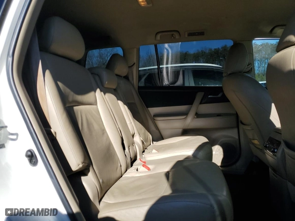 2013 Toyota Highlander with VIN 5TDZA3EH5DS045152, listed as a Copart auction lot 45667925 with 160,058 mi miles and Salvage Title. Bid and sale history available at carsss.com. Image 12.