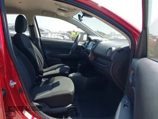 2024 Mitsubishi Mirage ES z VIN ML32FUFJ8RHF16917, wystawiony jako IAAI lot #41883800 z przebiegiem 3 223 mil mil oraz . Historia ofert i sprzedaży dostępna na DreamBid. Obrazek 5.