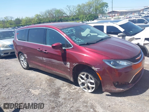 2020 Chrysler Pacifica Touring with VIN 2C4RC1FG5LR104163, listed as a IAAI auction lot 42018070 with 188,386 mi miles and . Bid and sale history available at DreamBid. Image 1.
