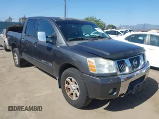 2006 Nissan Titan SE с VIN 1N6AA07B56N522866, выставлен на аукционе IAAI как лот 42405703 с пробегом 195 015 миль миль и . История ставок и продаж доступна на DreamBid. Изображение 1.