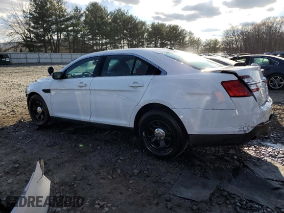 2018 Ford Police Interceptor with VIN 1FAHP2MK9JG128158, listed as a Copart auction lot 82578064 with 105,461 mi miles and Salvage title. Bid and sale history available at DreamBid. Image 2.
