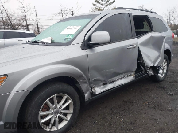 2016 Dodge Journey SXT with VIN 3C4PDDBG2GT242127, listed as a IAAI auction lot 41485555 with 119,728 mi miles. Bid and sale history available at carsss.com. Image 6.