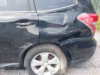 2014 Subaru Forester 2.5i Limited with VIN JF2SJAJC9EH517196, listed as a IAAI auction lot 31343919 with 71,396 mi miles. Bid and sale history available at carsss.com. Image 17.