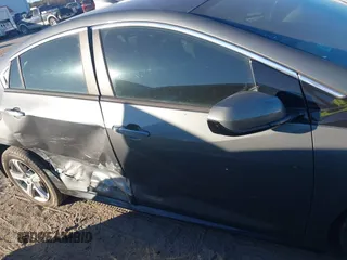 2017 Chevrolet Volt LT with VIN 1G1RA6S55HU174692, listed as a IAAI auction lot 41698441 with 124,652 mi miles. Bid and sale history available at carsss.com. Image 13.