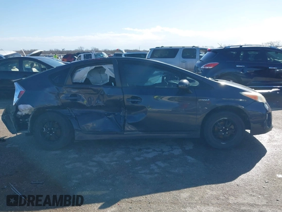 2013 Toyota Prius One with VIN JTDKN3DU8D5581720, listed as a IAAI auction lot 41710581 with 119,696 mi miles. Bid and sale history available at carsss.com. Image 13.