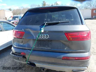 2019 Audi Q7 Prestige with VIN WA1VAAF70KD013429, listed as a IAAI auction lot 41739599 with 73,944 mi miles. Bid and sale history available at carsss.com. Image 16.