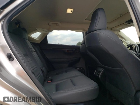 2021 Lexus NX 300h z VIN JTJGJRDZXM2165909, wystawiony jako Copart lot #54628565 z przebiegiem 23 990 mil mil oraz Szkoda całkowita • Salvage title. Historia ofert i sprzedaży dostępna na DreamBid. Obrazek 11.
