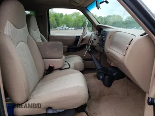 2001 Mazda B-Series Truck DS z VIN 4F4YR16U31TM01851, wystawiony jako Copart lot #57491815 z przebiegiem 113 145 mil mil oraz Szkoda całkowita • Salvage title. Historia ofert i sprzedaży dostępna na DreamBid. Obrazek 10.