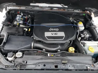 2018 Jeep Wrangler JK Unlimited Sahara with VIN 1C4HJWEG3JL922027, listed as a Copart auction lot 84173794 with 113,226 mi miles and Salvage Title. Bid and sale history available at carsss.com. Image 11.