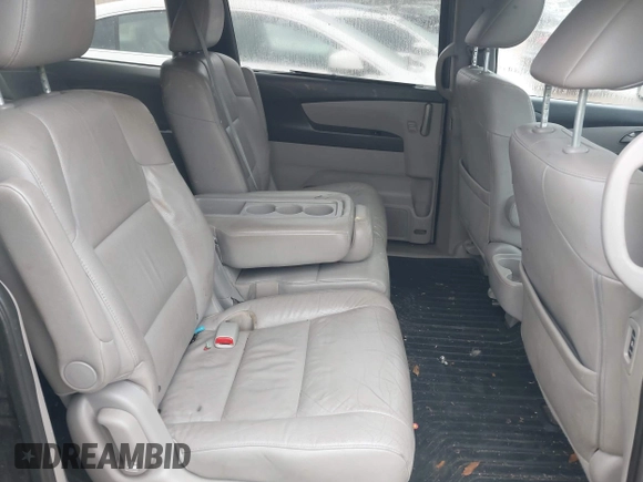 2011 Honda Odyssey EX-L with VIN 5FNRL5H66BB103352, listed as a IAAI auction lot 41901832 with 238,727 mi miles and . Bid and sale history available at carsss.com. Image 8.