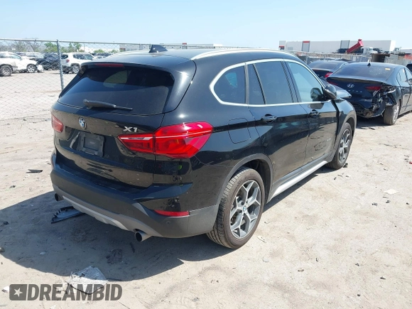 2017 BMW X1 sDrive28i z VIN WBXHU7C31H5H33748, wystawiony jako IAAI lot #42003198 z przebiegiem 71 274 mil mil oraz . Historia ofert i sprzedaży dostępna na DreamBid. Obrazek 4.
