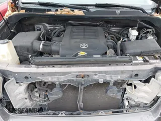 2012 Toyota Tundra 4WD Truck LTD with VIN 5TFHW5F17CX211075, listed as a IAAI auction lot 41510976 with 204,930 mi miles. Bid and sale history available at carsss.com. Image 10.