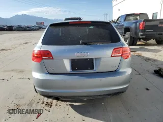 2013 Audi A3 Premium Plus z VIN WAUKJAFM6DA029425, wystawiony jako Copart lot #58226715 z przebiegiem 131 120 mil mil oraz Tytuł czysty. Historia ofert i sprzedaży dostępna na DreamBid. Obrazek 6.