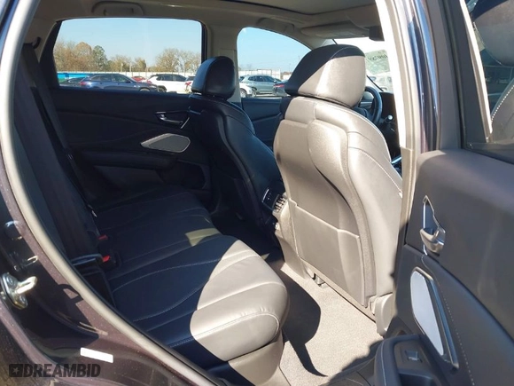 2020 Acura RDX w/Technology Pkg with VIN 5J8TC1H56LL018422, listed as a IAAI auction lot 40978912 with 35,670 mi miles. Bid and sale history available at carsss.com. Image 8.
