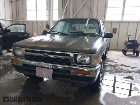 1992 Toyota Pickup DLX with VIN JT4RN93P8N5066778, listed as a IAAI auction lot 42508499 with 199,705 mi miles and . Bid and sale history available at DreamBid. Image 12.
