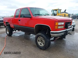 1994 GMC Sierra 1500 z VIN 2GTEK19K6R1531389, wystawiony jako IAAI lot #41920097 z przebiegiem 314 522 mil mil oraz . Historia ofert i sprzedaży dostępna na DreamBid. Obrazek 1.
