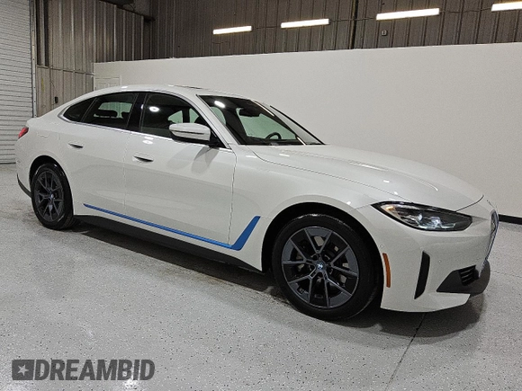 2024 BMW i4 eDrive40 z VIN WBY73AW04RFT37296, wystawiony jako Copart lot #55534975 z przebiegiem 18 786 mil mil oraz Czysty tytuł • Clean title. Historia ofert i sprzedaży dostępna na DreamBid. Obrazek 4.