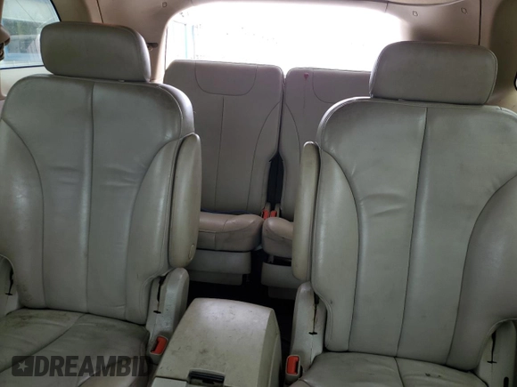 2005 Chrysler Pacifica Touring with VIN 2C8GF68425R262668, listed as a Copart auction lot 53705685 with 235,936 mi miles and Salvage Title. Bid and sale history available at DreamBid. Image 10.