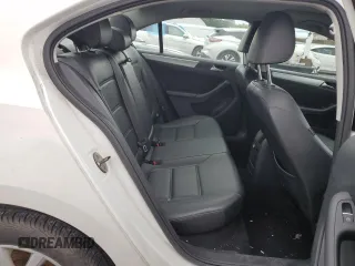 2013 Volkswagen Jetta SE with VIN 3VWDP7AJ8DM277587, listed as a Copart auction lot 58093815 with 136,608 mi miles and Salvage title. Bid and sale history available at DreamBid. Image 10.