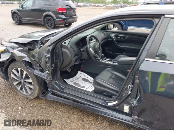 2017 Nissan Altima SL z VIN 1N4AL3AP6HC193134, wystawiony jako IAAI lot #42287276 z przebiegiem 97 296 mil mil oraz . Historia ofert i sprzedaży dostępna na DreamBid. Obrazek 18.