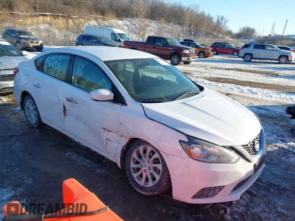 2018 Nissan Sentra SV with VIN 3N1AB7AP8JL627605, listed as a IAAI auction lot 41628858 with 97,248 mi miles. Bid and sale history available at carsss.com. Image 1.