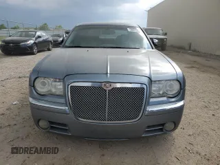 2007 Chrysler 300 C with VIN 2C3KA63H17H872014, listed as a Copart auction lot 58895934 with 99,202 mi miles and Salvage Title. Bid and sale history available at carsss.com. Image 5.