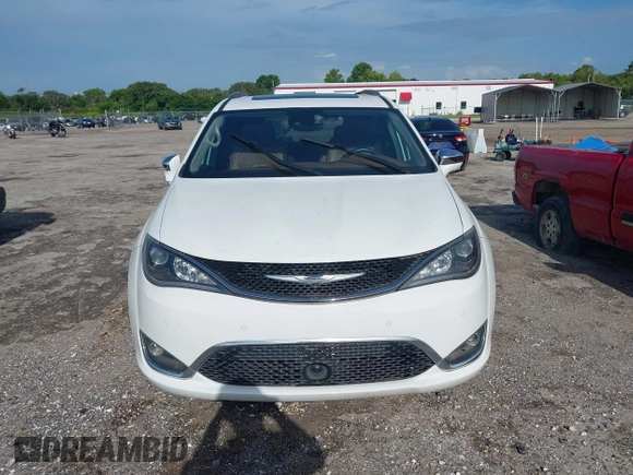 2017 Chrysler Pacifica Limited с VIN 2C4RC1GG0HR505044, выставлен на аукционе IAAI как лот 42541256 с пробегом 97 341 миль миль и . История ставок и продаж доступна на DreamBid. Изображение 12.