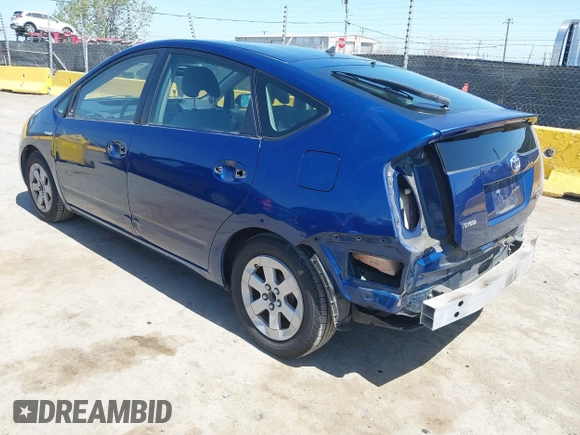 2008 Toyota Prius with VIN JTDKB20UX87729983, listed as a IAAI auction lot 42032366 with 202,631 mi miles. Bid and sale history available at carsss.com. Image 3.