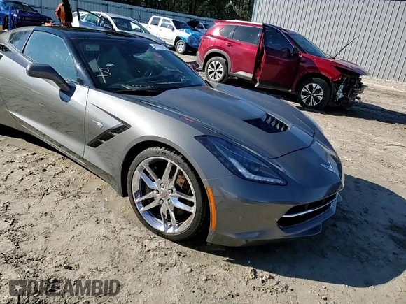 2015 Chevrolet Corvette Z51 3LT z VIN 1G1YM2D7XF5112657, wystawiony jako Copart lot #89336445 z przebiegiem Nie podano mil oraz Nie do naprawy • Non repairable. Historia ofert i sprzedaży dostępna na DreamBid. Obrazek 13.