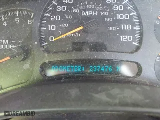 2003 Chevrolet Silverado 1500 LT with VIN 1GCEK19T43E337975, listed as a IAAI auction lot 41728590 with 237,476 mi miles. Bid and sale history available at carsss.com. Image 7.