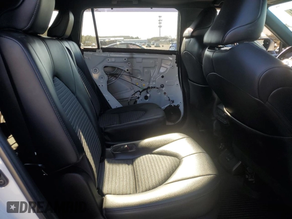 2022 Toyota Highlander XSE z VIN 5TDLZRBH7NS195870, wystawiony jako Copart lot #82544134 z przebiegiem 33 590 mil mil oraz Nie do naprawy • Non repairable. Historia ofert i sprzedaży dostępna na DreamBid. Obrazek 11.