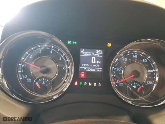 2015 Chrysler Town & Country Touring-L with VIN 2C4RC1CG6FR742110, listed as a Copart auction lot 45675345 with 71,209 mi miles and Salvage Title. Bid and sale history available at carsss.com. Image 9.