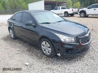 2015 Chevrolet Cruze LS with VIN 1G1PA5SH3F7279027, listed as a IAAI auction lot 41901035 with 191,156 mi miles. Bid and sale history available at carsss.com. Image 1.
