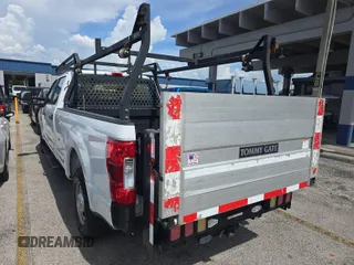2018 Ford F-250 XL with VIN 1FT7W2A6XJEB99400, listed as a IAAI auction lot 42849106 with 86,965 mi miles and . Bid and sale history available at DreamBid. Image 9.