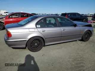 2000 BMW 5 Series 540i with VIN WBADN5340YGC95845, listed as a Copart auction lot 80798884 with 144,032 mi miles and Salvage Title. Bid and sale history available at carsss.com. Image 3.