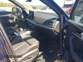 2024 Audi Q5 S line Premium Plus with VIN WA1EAAFY2R2096702, listed as a IAAI auction lot 42138912 with 10,500 mi miles and . Bid and sale history available at DreamBid. Image 5.