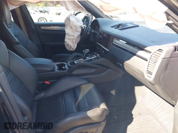 2023 Porsche Cayenne z VIN WP1AA2AY5PDA05830, wystawiony jako IAAI lot #41692082 z przebiegiem 41 393 mil mil oraz . Historia ofert i sprzedaży dostępna na DreamBid. Obrazek 5.