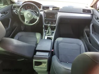 2012 Volkswagen Passat SE with VIN 1VWBP7A3XCC055433, listed as a Copart auction lot 72522034 with 219,549 mi miles and Salvage Title. Bid and sale history available at carsss.com. Image 8.