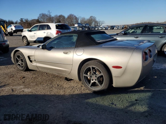 2002 Chevrolet Corvette with VIN 1G1YY32G325129145, listed as a Copart auction lot 42402915 with 137,837 mi miles and Clean Title. Bid and sale history available at carsss.com. Image 2.