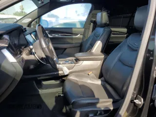 2020 Cadillac XT6 FWD Premium Luxury с VIN 1GYKPCRSXLZ174002, выставлен на аукционе Copart как лот 52083235 с пробегом 79 712 миль миль и Списание • Salvage title. История ставок и продаж доступна на DreamBid. Изображение 7.