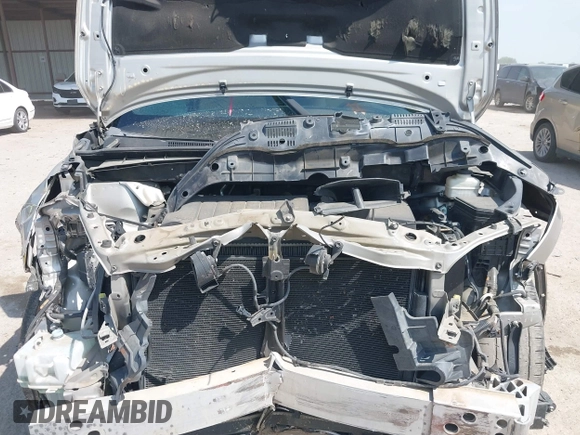 2015 Toyota Highlander Limited with VIN 5TDYKRFH3FS083587, listed as a IAAI auction lot 42045652 with Not provided miles and . Bid and sale history available at DreamBid. Image 10.