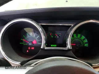 2005 Ford Mustang GT Deluxe z VIN 1ZVFT82H955226208, wystawiony jako Copart lot #57264705 z przebiegiem 36 462 mil mil oraz Szkoda całkowita • Salvage title. Historia ofert i sprzedaży dostępna na DreamBid. Obrazek 9.